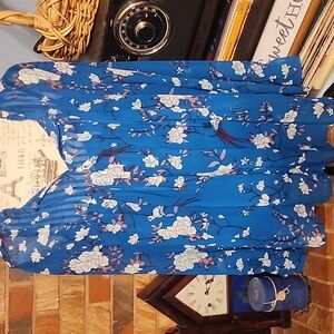 ‼️50%_5+Bundles‼️ Liz Claiborne Blue Blouse with Tank B6